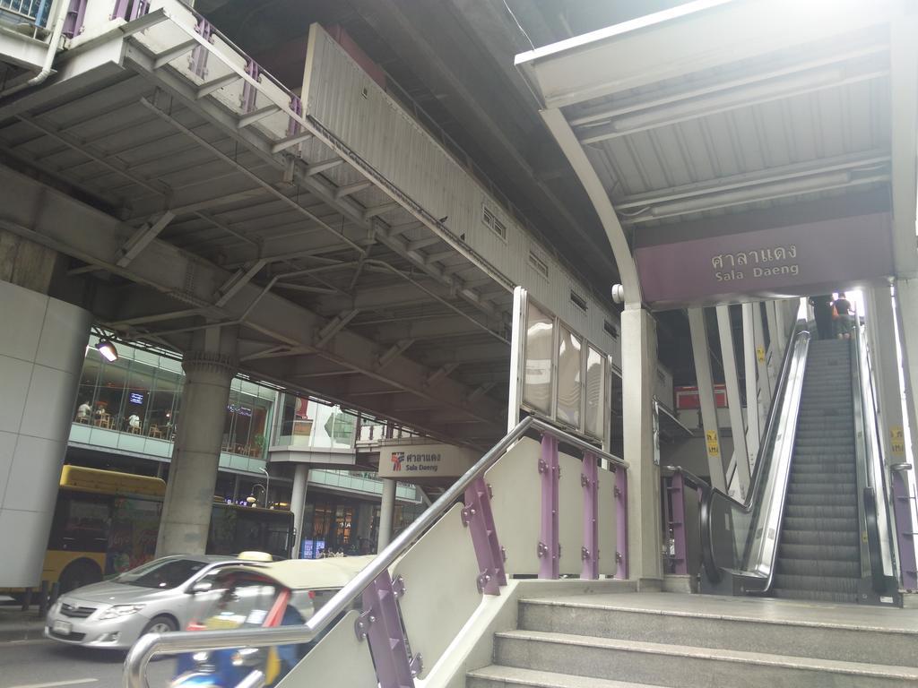 D Varee Xpress Pula Silom, Bangkok Exterior foto